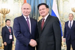 Часть-переговоров-Путина-с-президентом-Лаоса-велась-на-русском-языке