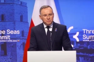 Дуда-заявил,-что-Зеленский-никогда-не-слышал-о-Волынской-резне