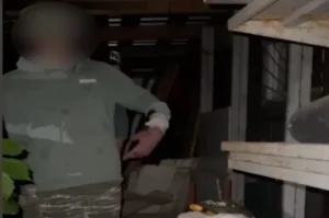 Суд-заключил-под-стражу-напавшего-с-молотком-на-девочек-подростка