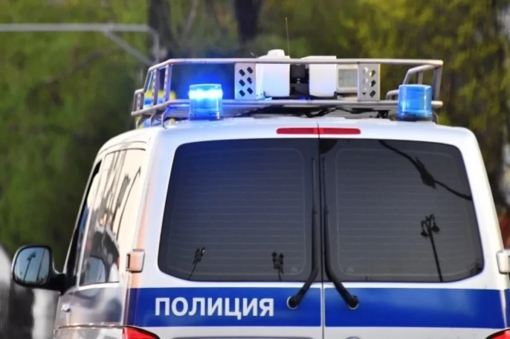 Мужчина открыл стрельбу возле ТЦ в Махачкале из-за взгляда на его жену
