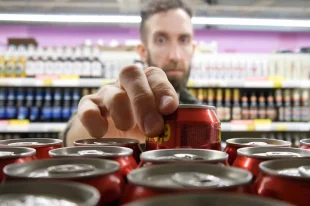 Сладкая-вода.-Врач-Буеверов-рассказал,-что-все-газировки-поражают-печень